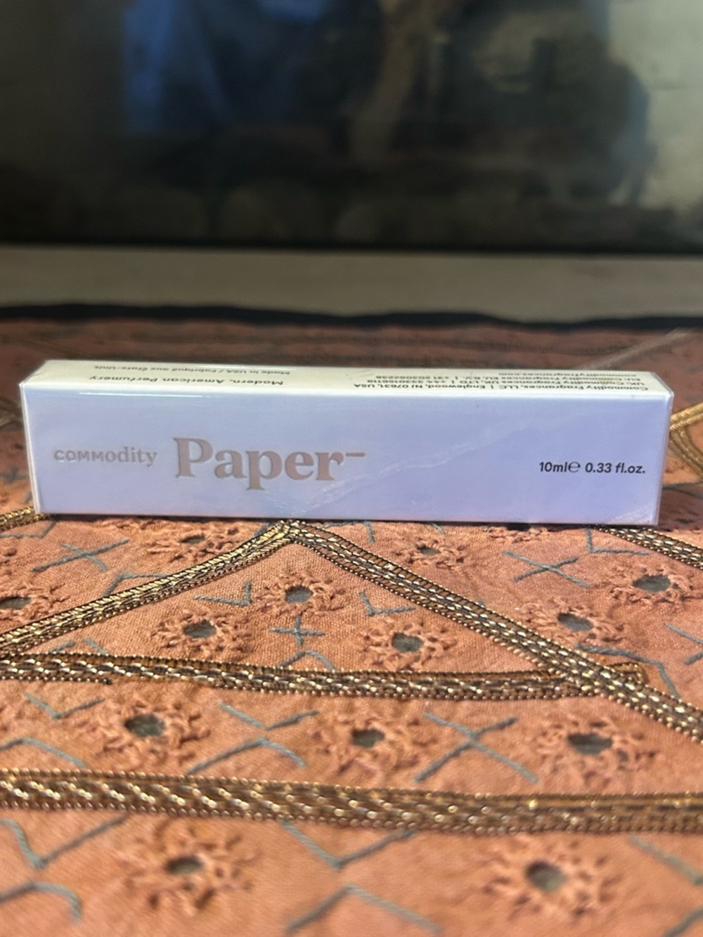 Commodity Paper- Personal Eau de Parfum with Amber & Iso E Super Travel Spray - Picture 3 of 6